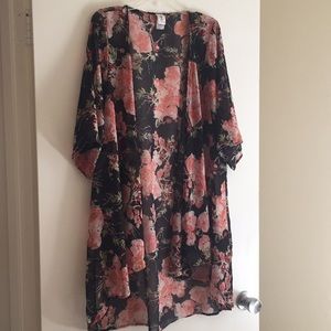 Black & Pink Floral Kimono